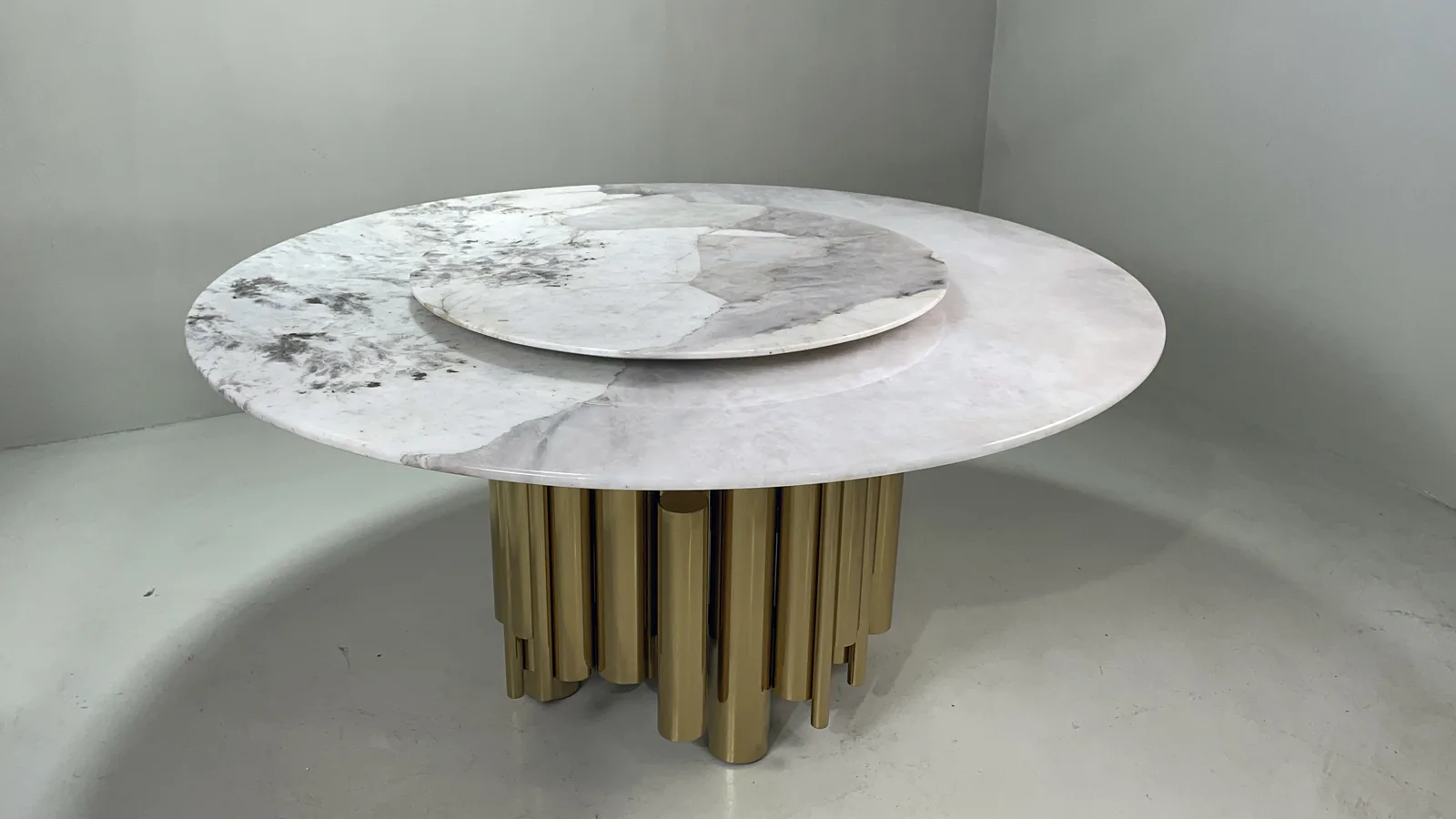 Round Marble Table, Fluted Brass Base sourced from Foshan