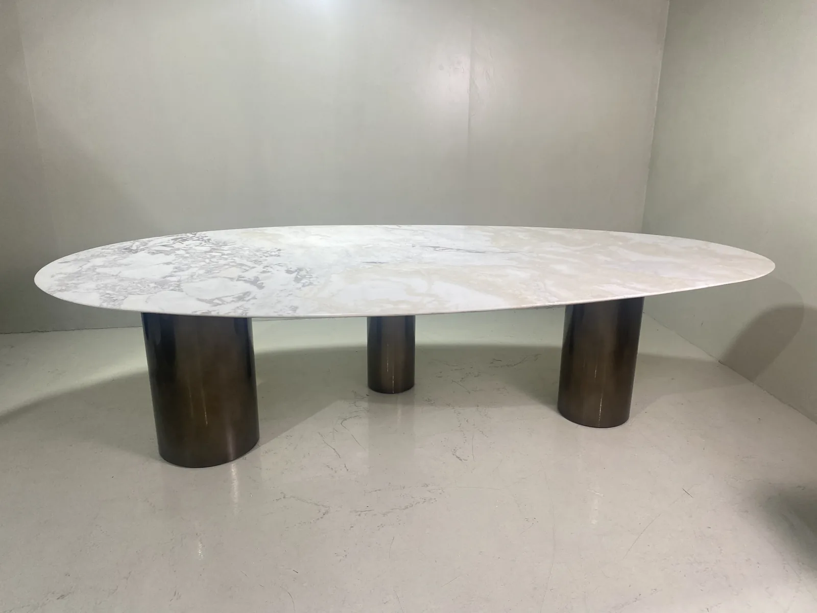 Oval Marble Dining Table sourced from Foshan
