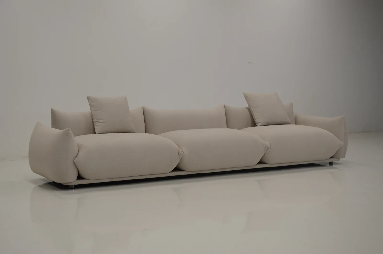 Low Modular Sofa sourced from Foshan