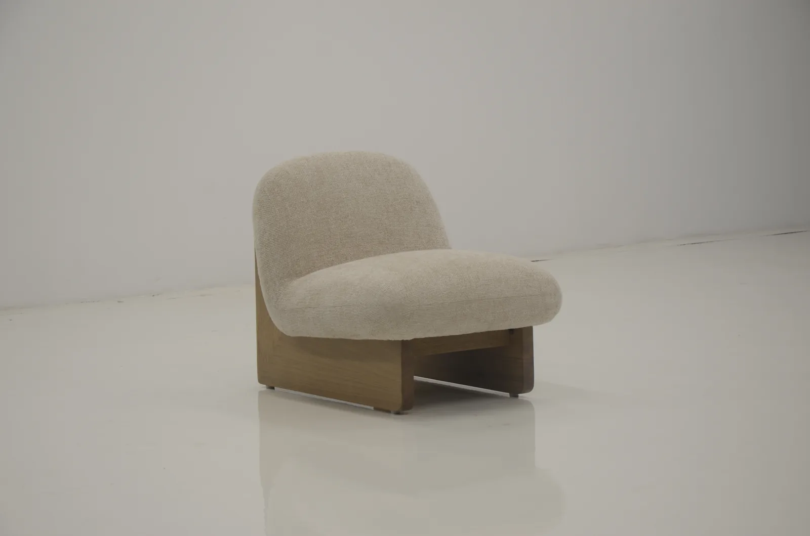 Low Lounge Chair sourced from Foshan