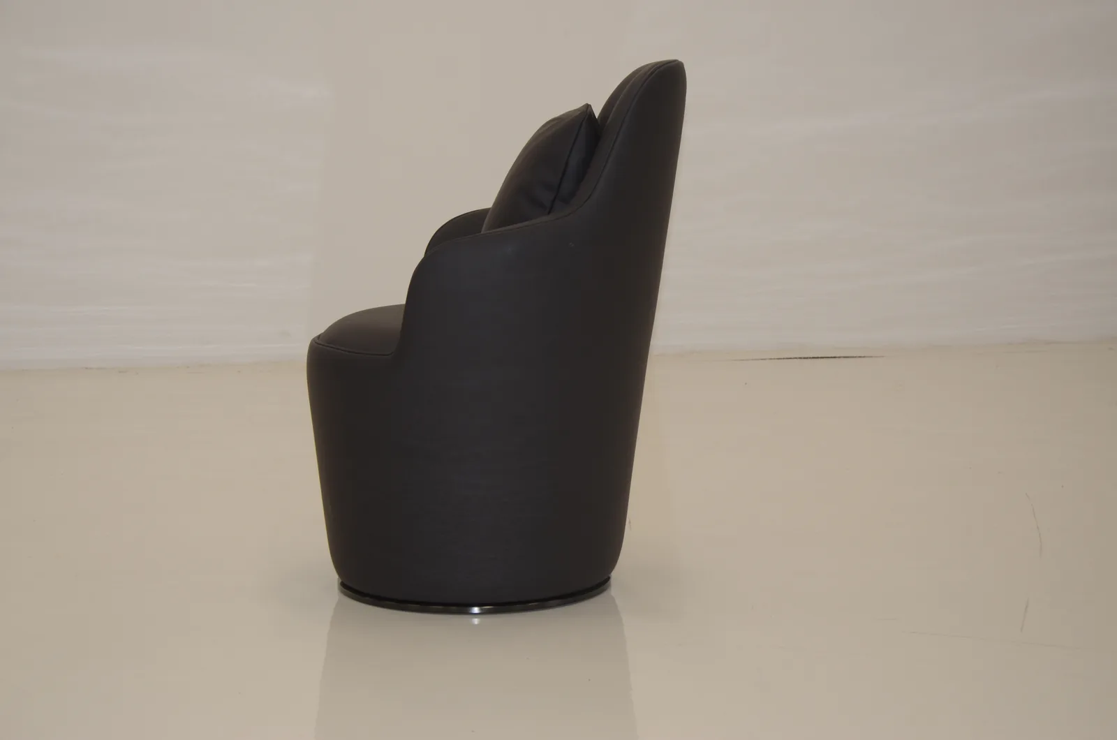 Upholstered Swivel Task Chair sourced from Foshan