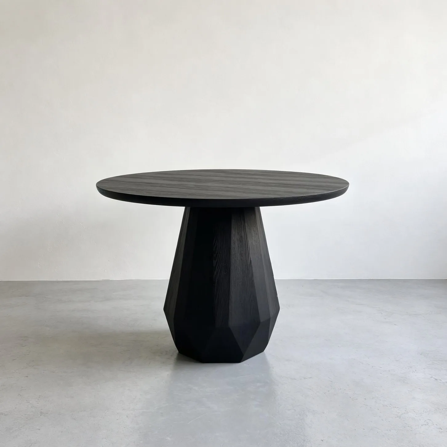 Ash Round Dining Table sourced from Foshan