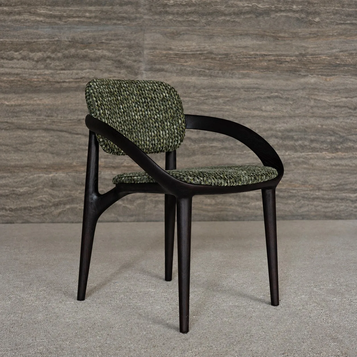 Curved Solid-Wood Dining Chair sourced from Foshan