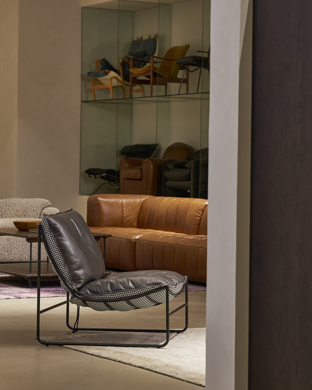 Kaiwuli Foshan · Showroom photograph