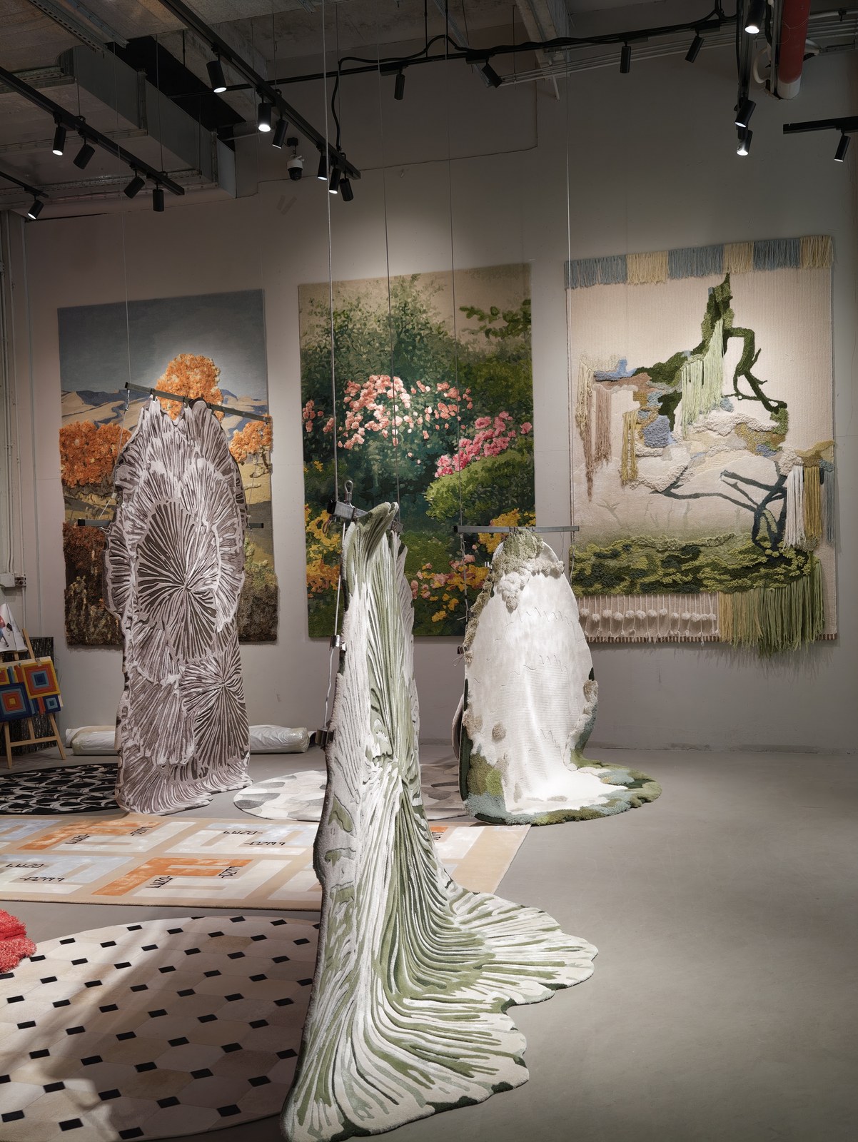 Meizuo Rug Aesthetic Showroom · Meizuo · rug surface detail