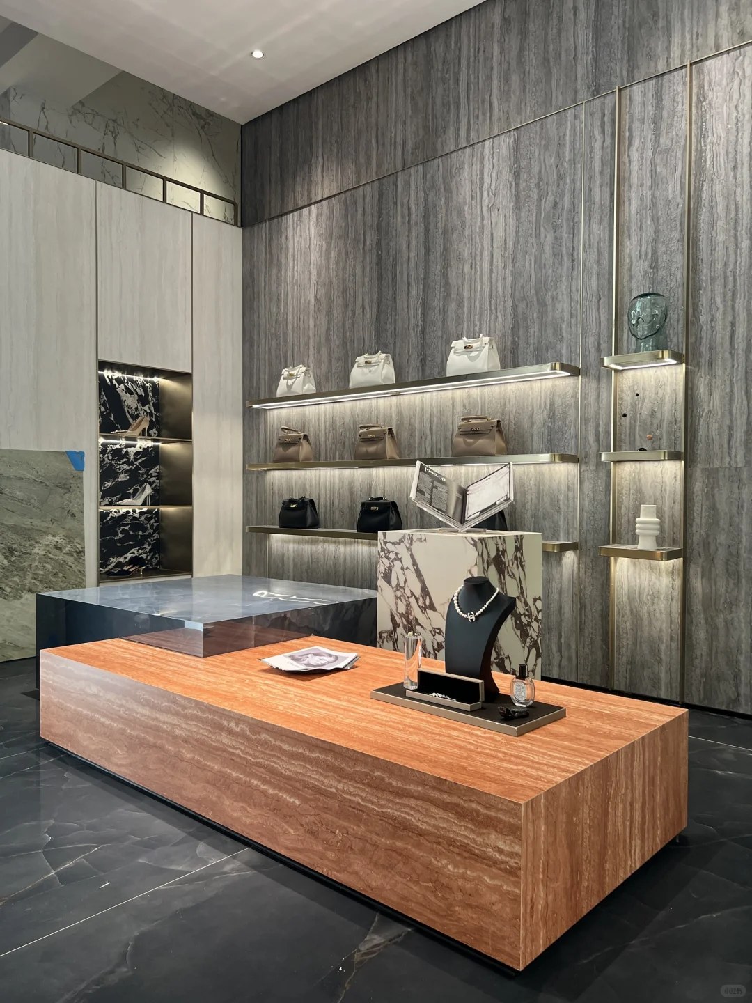 TUGER Tile Headquarters Showroom · TUGER Tile Headquarters Showroom · archived gallery reference 3
