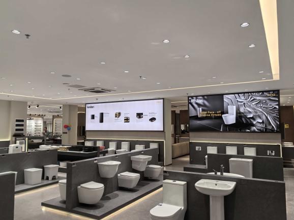 Kmilan International Bathroom Gallery · Showroom photograph