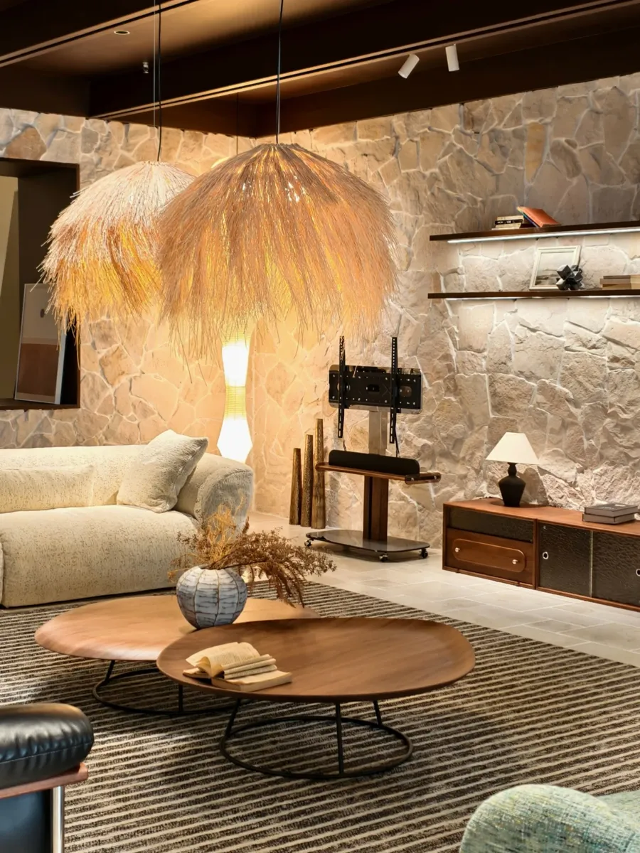 A living-room set in the same Jiujiang showroom, promoted by one visitor as a source-factory store.