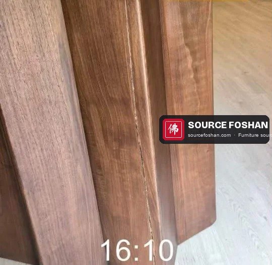 Dining table base support cracked open, Singapore, 15 August 2026, 16:10