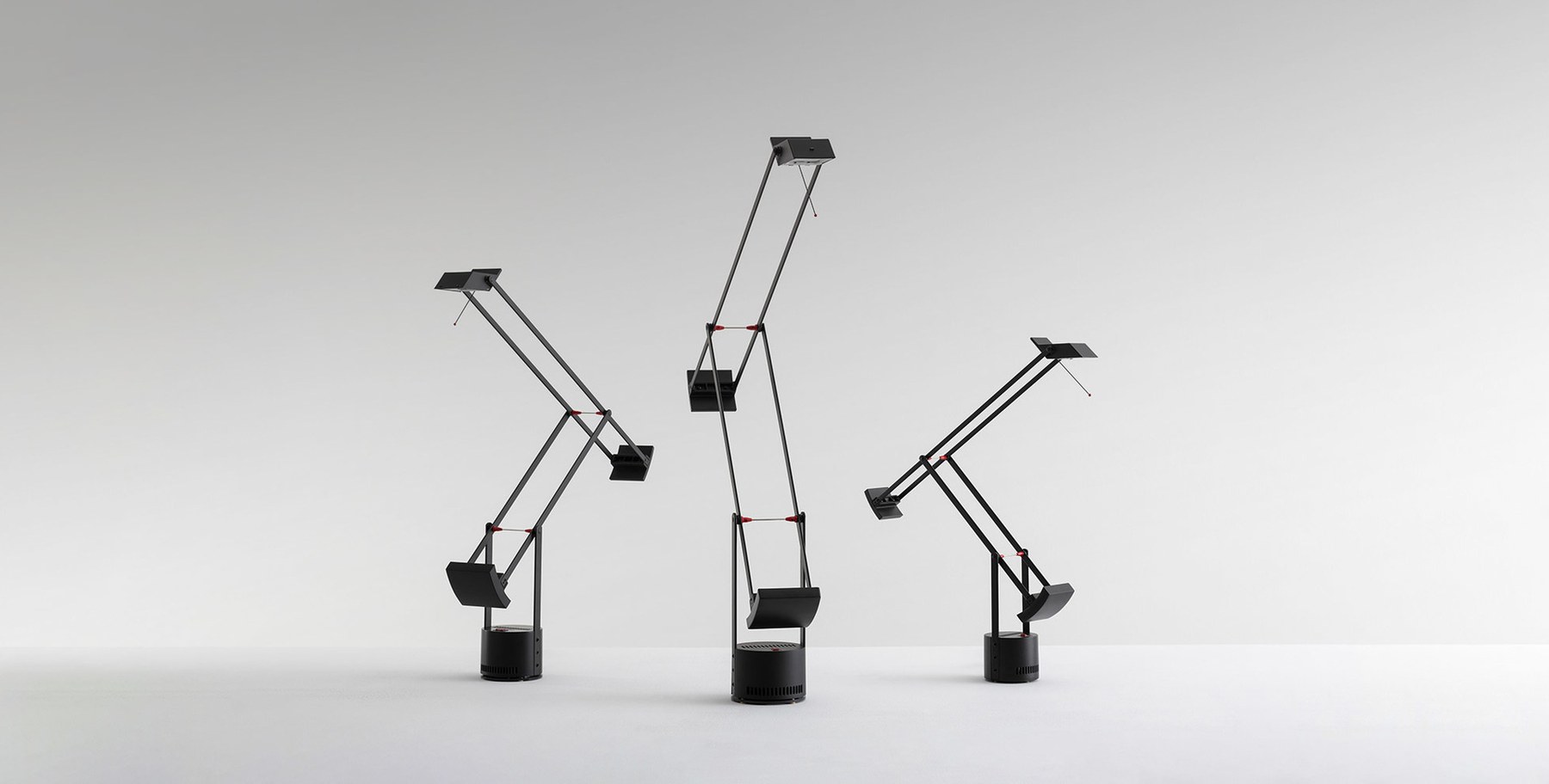 Artemide Tizio desk lamp by Richard Sapper